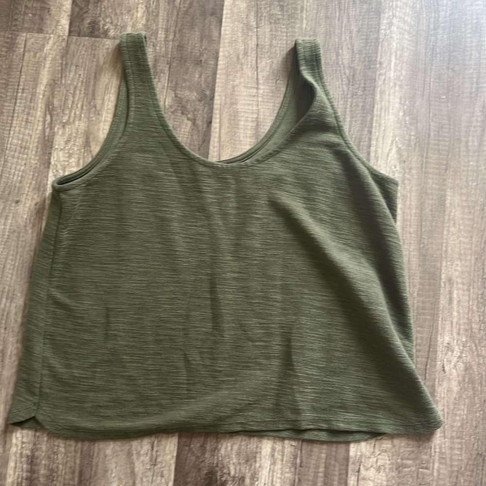 Old Navy swing tank